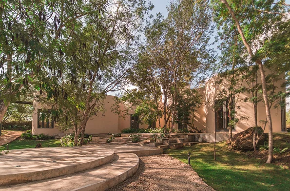 Exterior del Kids Club, naturaleza